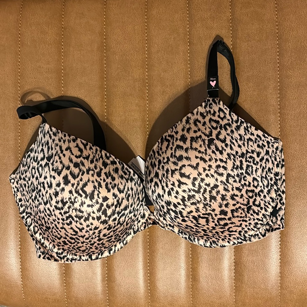 Victoria’s Secret Push Up Bra 38DD leopard animal print